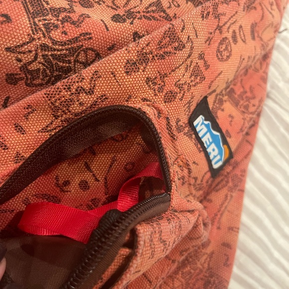 Meru Sling Bag - Picture 12 of 15